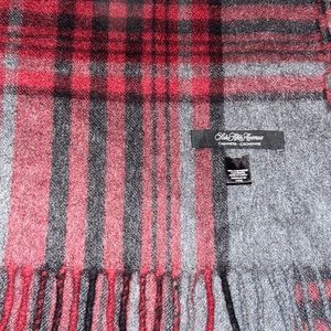 Cashmere saks fifth avenue scarf